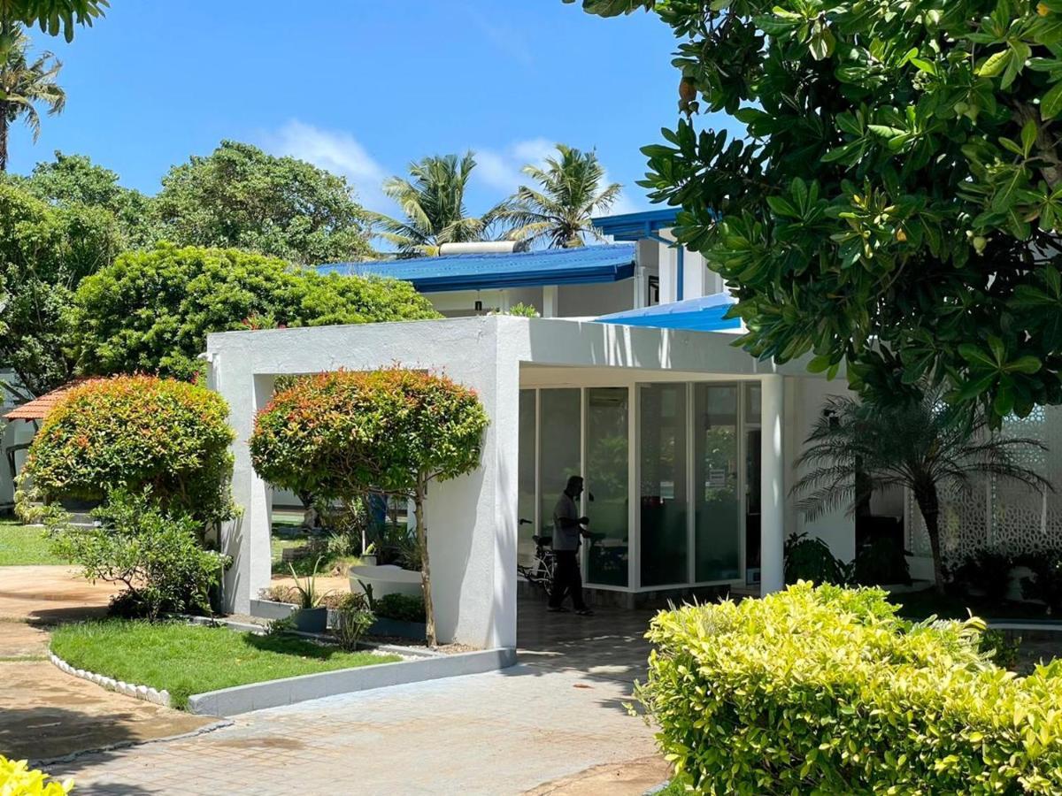 Hotel Pink Land Beruwala Exterior foto